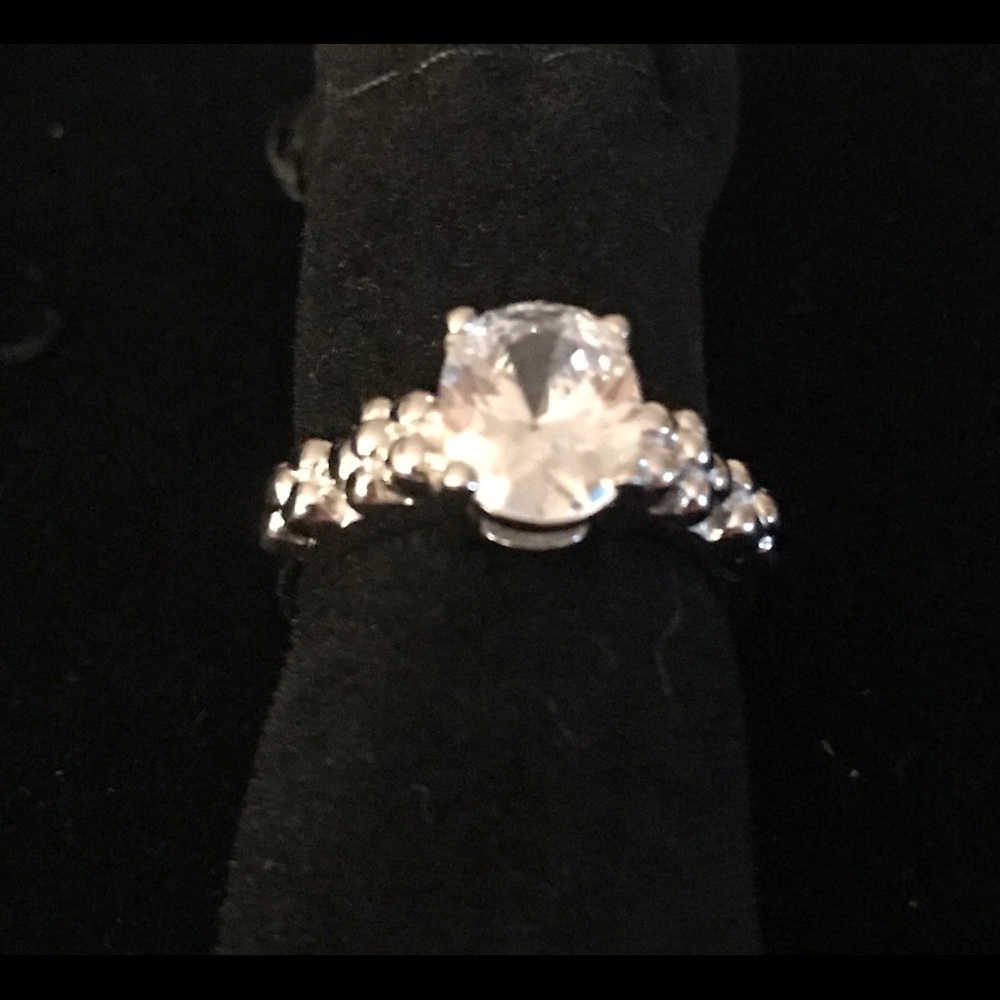 🛍Sterling 925 Oval (4 carat) CZ Gem Flower Ring💕